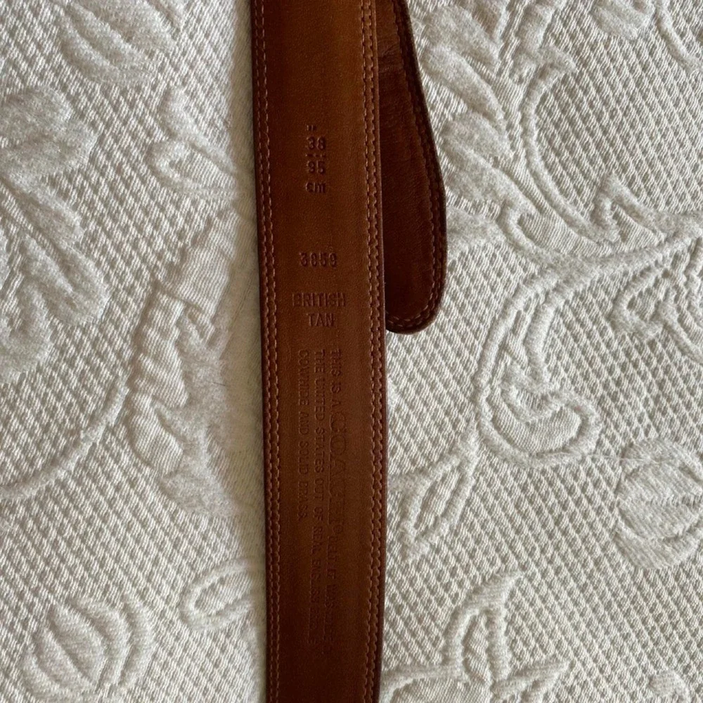 Coach British Tan Leather Brass Belt Buckle Size 38 sblk